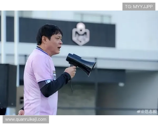 范志毅：从足球场到社会公益的多重身份与影响力分析