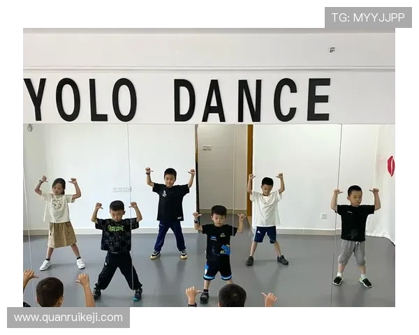 南京街舞队灵活性创新高引领街舞潮流新风尚