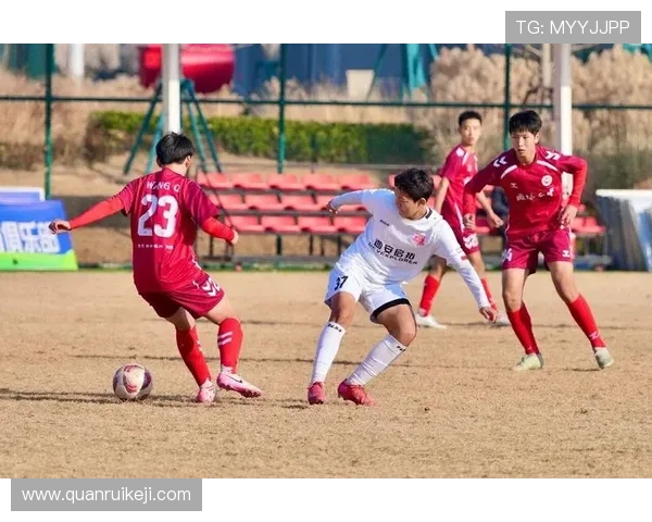 足球热点：解读西安足球队的包夹